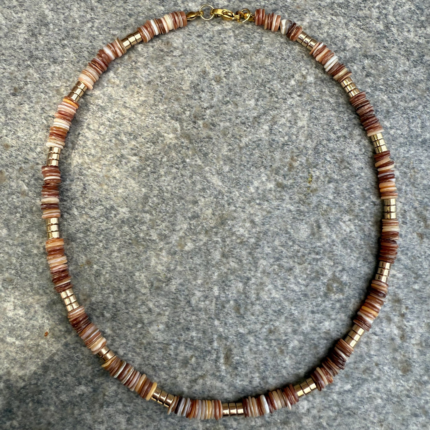 Collar Nácar y Hematita