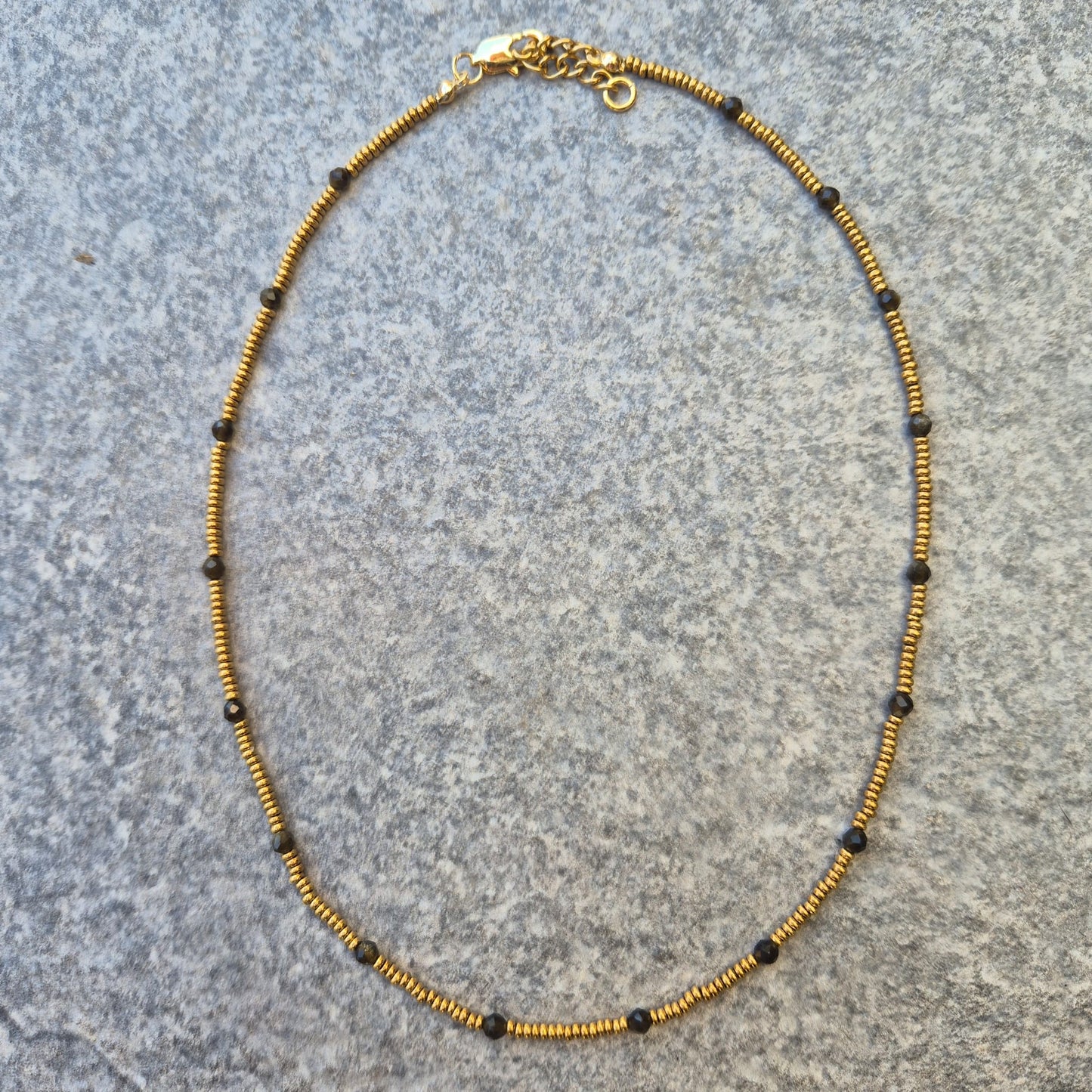 Collar Hematite y Obsidiana