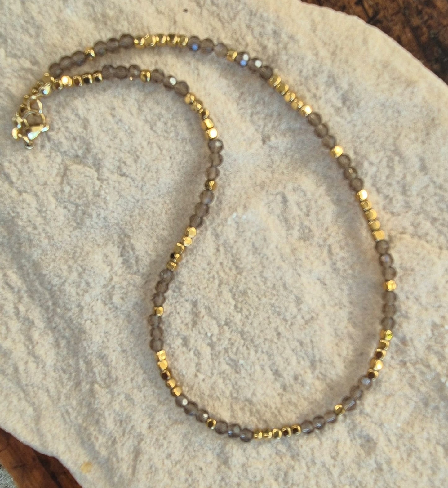 Collar Hematite - Cristal Checo