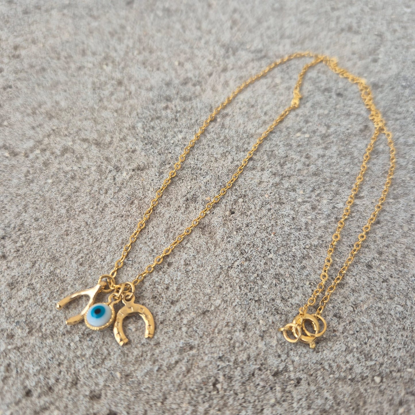 Collar Luck