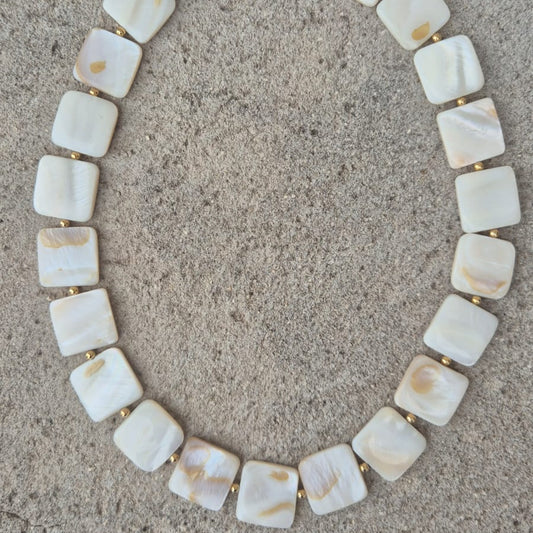 Collar Nácar y Goldfilled