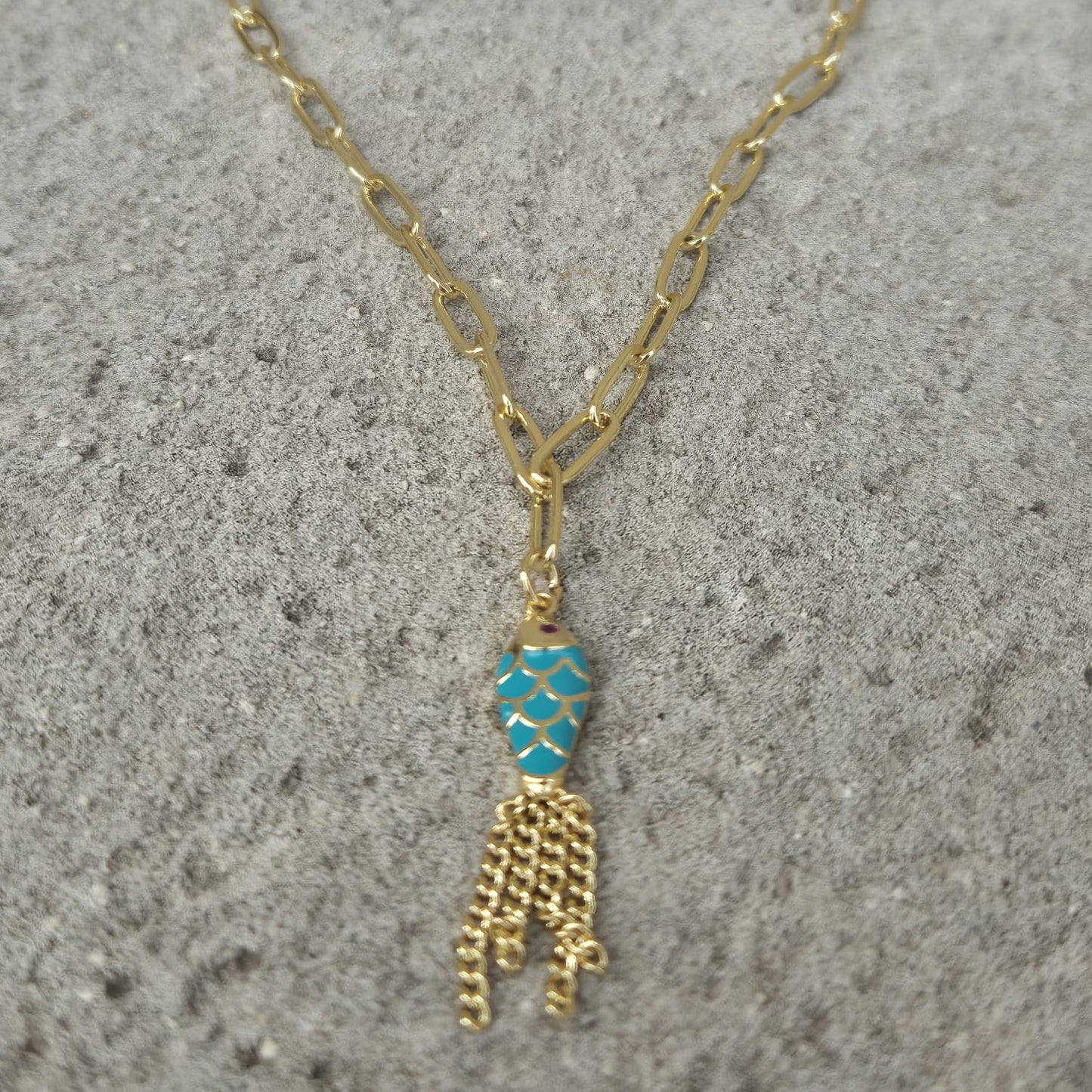 Collar Pez
