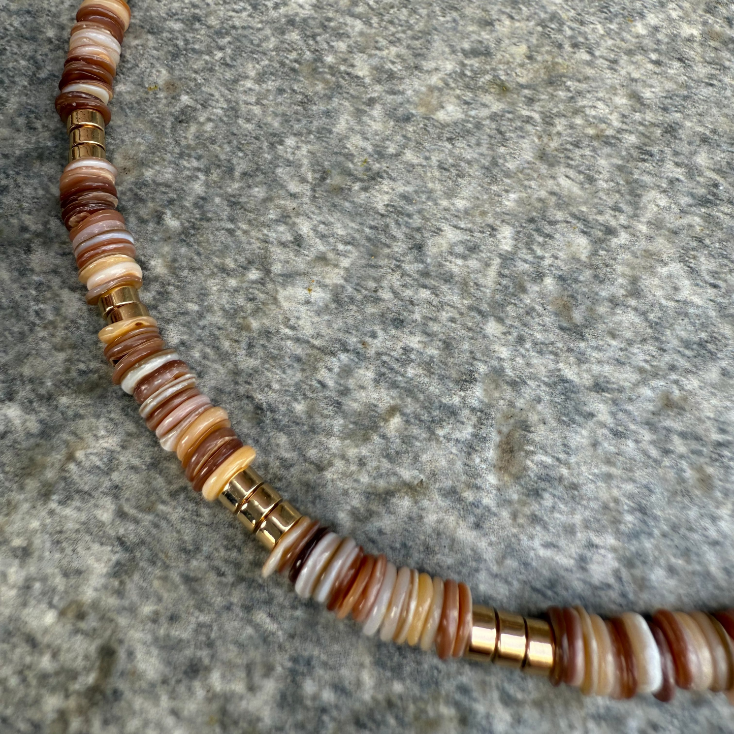 Collar Nácar y Hematita