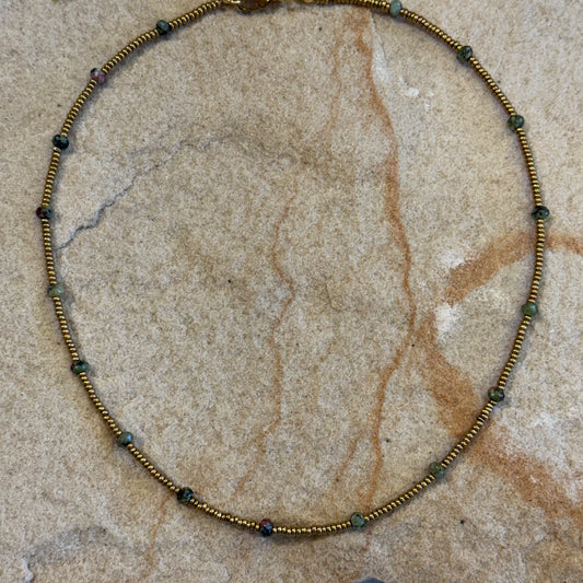 Collar Hematite y Jade Malasia
