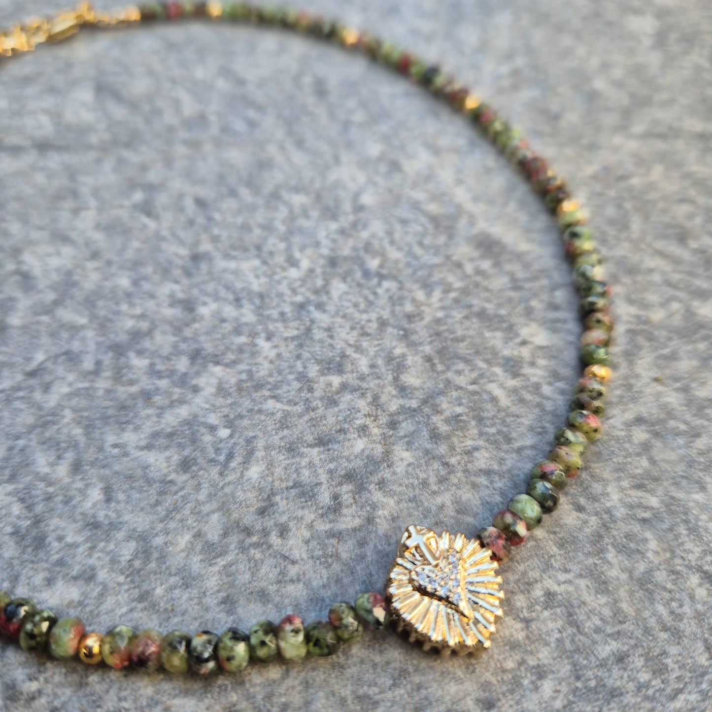 COLLAR MALASIA