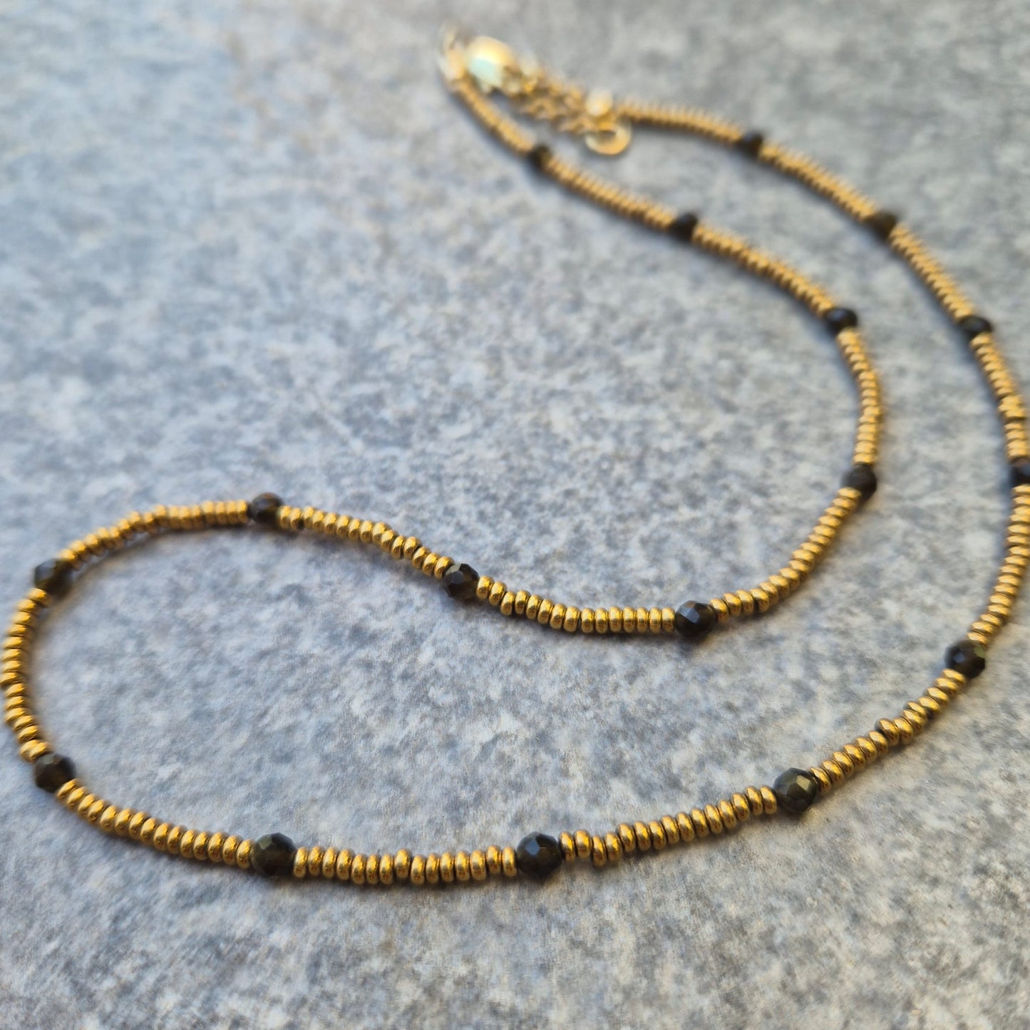 Collar Hematite y Obsidiana