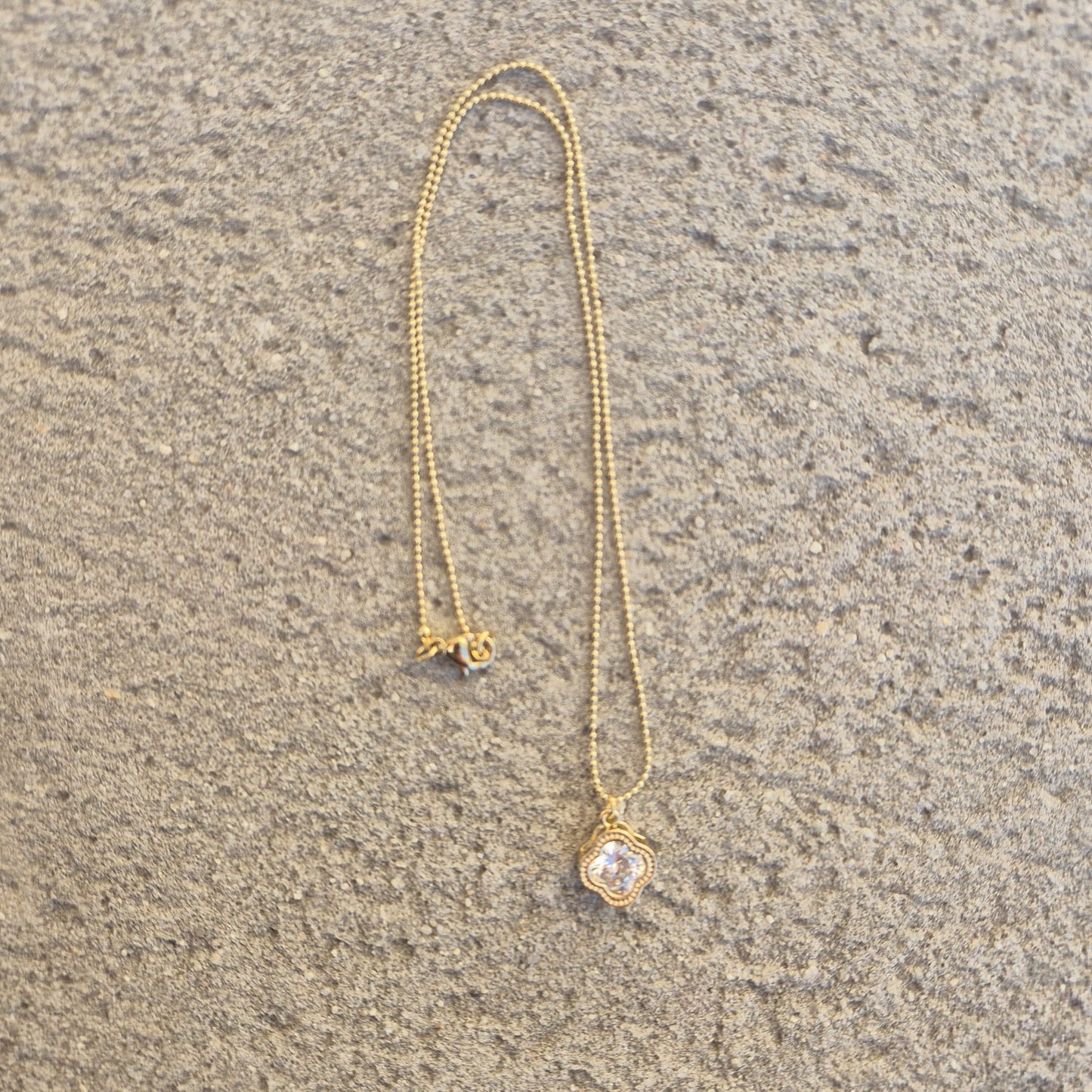 Collar Trébol